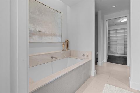 Tiny photo for 2408 Victory Park Lane #736, Dallas, TX 75219 (MLS # 21026125)