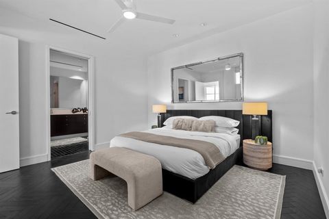 Tiny photo for 2408 Victory Park Lane #736, Dallas, TX 75219 (MLS # 21026125)