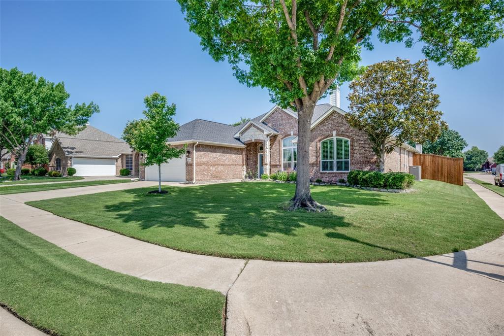 1200 Stonehedge Place