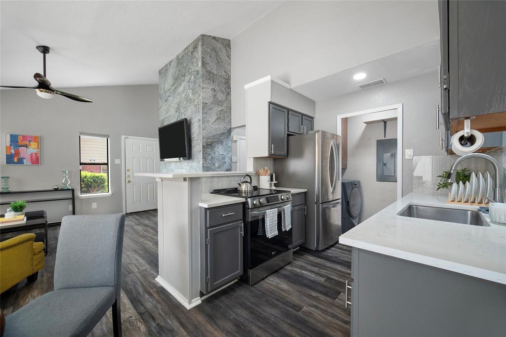 Ridgeline Townhome Condo - Residential