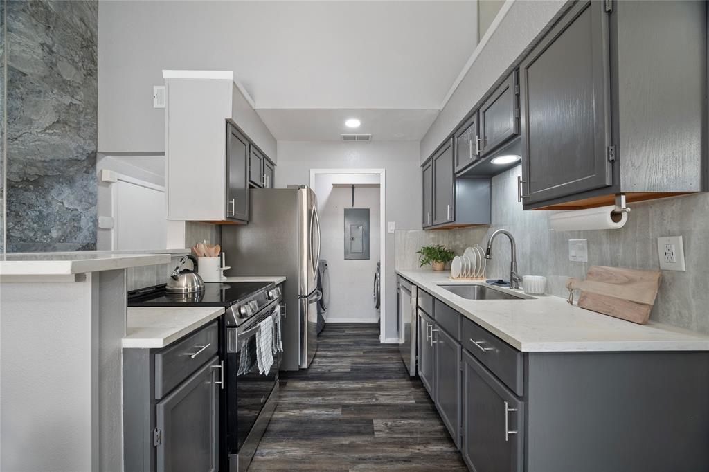 Ridgeline Townhome Condo - Residential