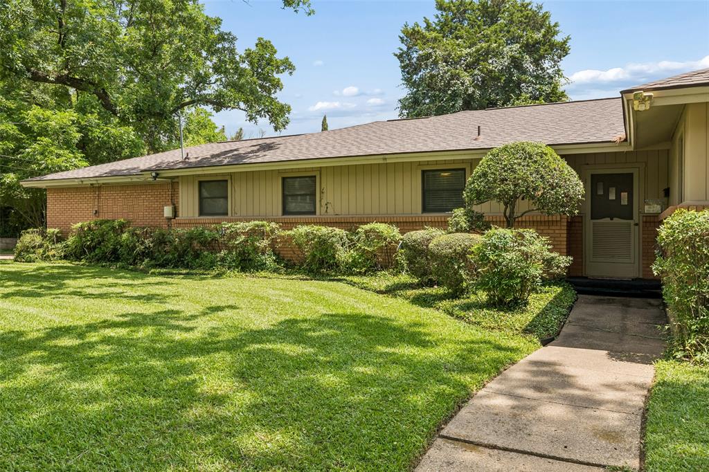 1637 Hendrix Drive