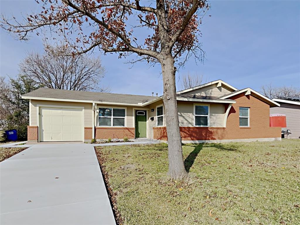 Photo 1 of 17 — 2877 Joanna Drive, Farmers Branch, TX 75234