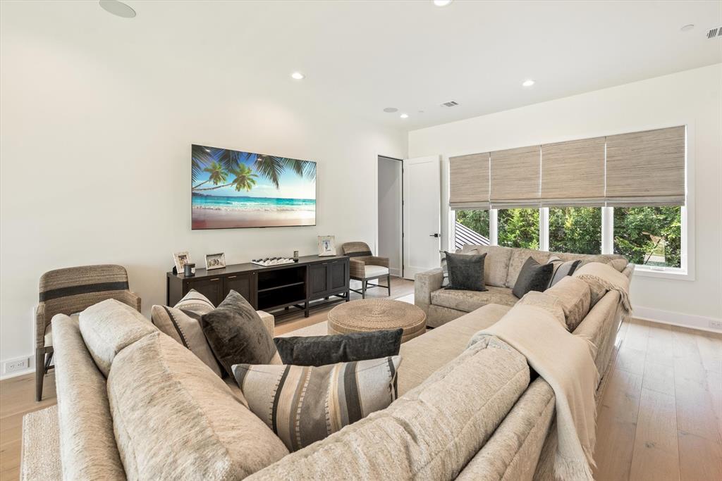 Stony Brook - Residential