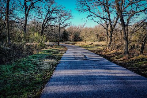 Tiny photo for 3801 Dugas Road, Aubrey, TX 76227 (MLS # 20751370)