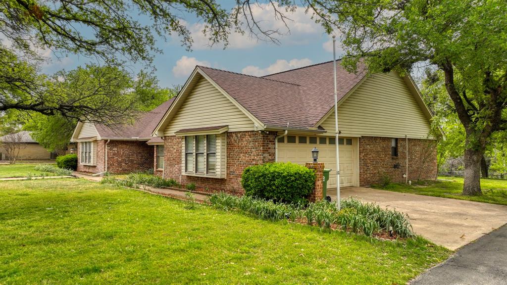 608 Knights Bridge Road