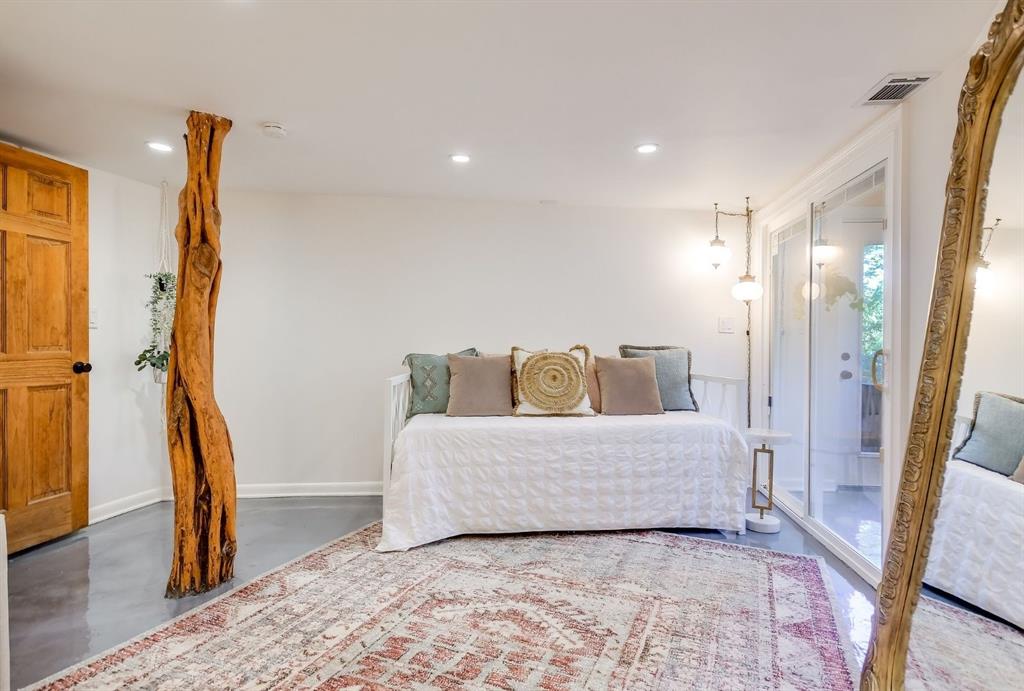 na - Commercial Sale