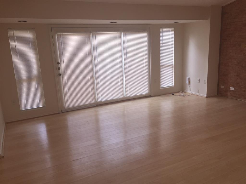 LAKESHORE HILLS - Residential Lease