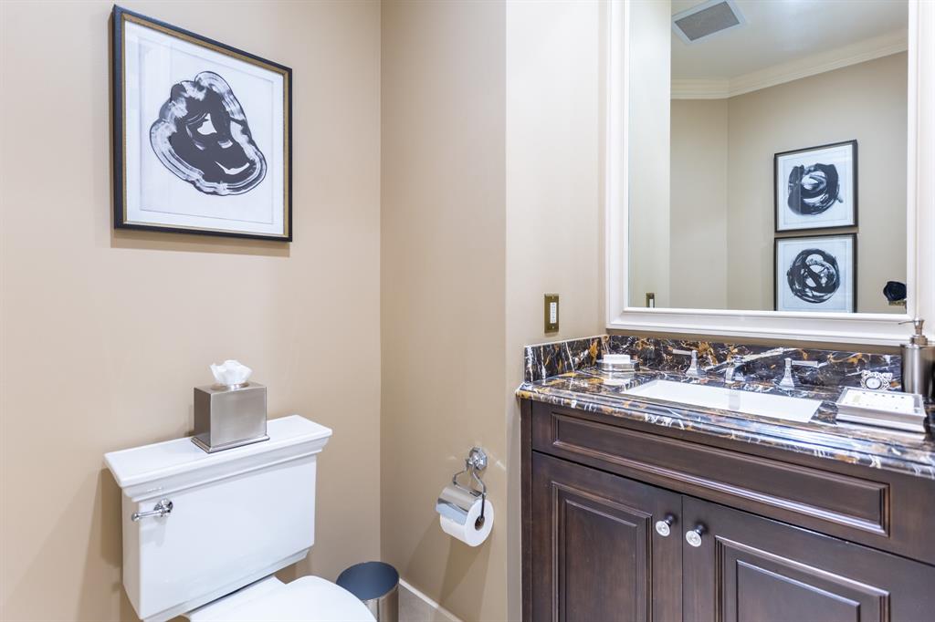 Ritz-Carlton Tower & Regency Row Residence Condo - Residential