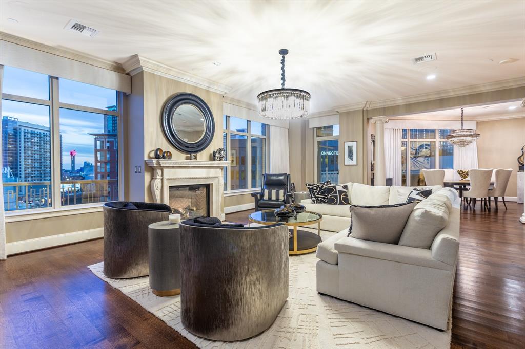 Ritz-Carlton Tower & Regency Row Residence Condo - Residential