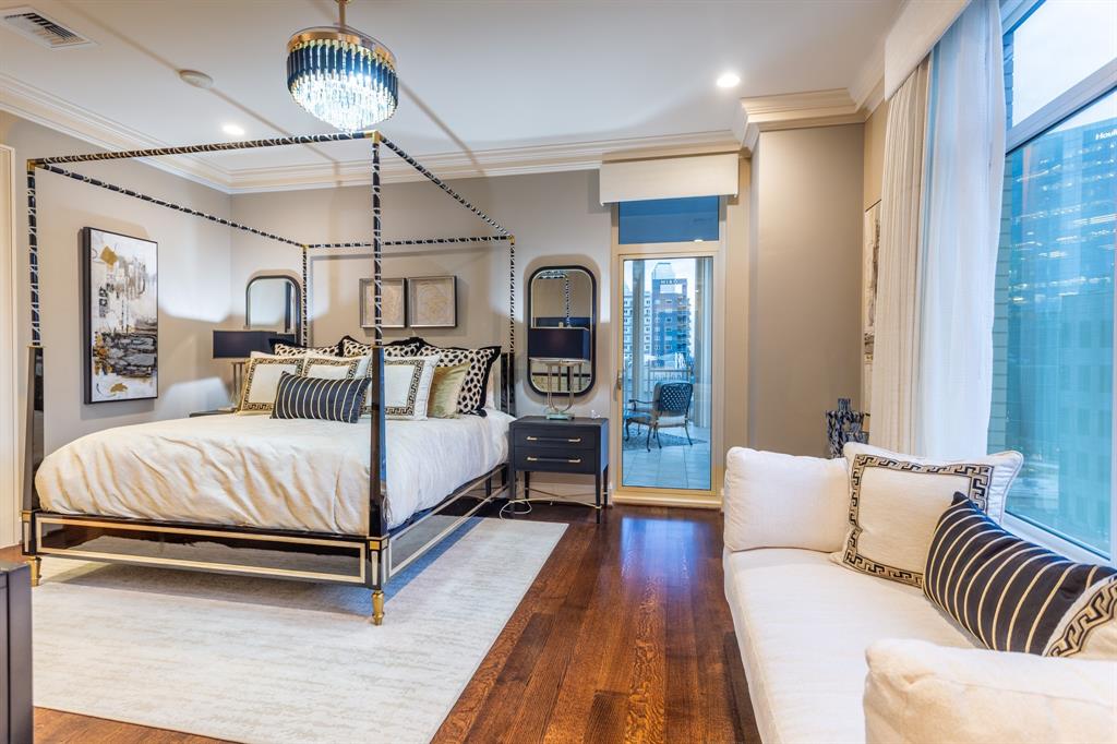 Ritz-Carlton Tower & Regency Row Residence Condo - Residential