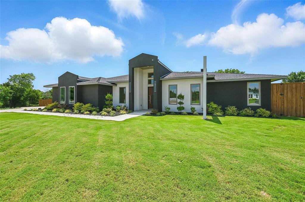 309 Whispering Way