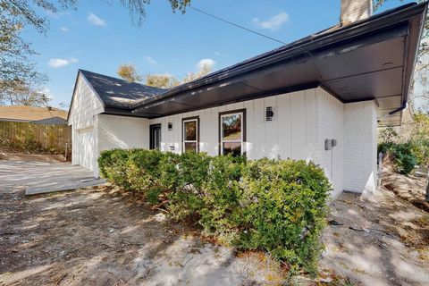 235 Softwood Drive Duncanville TX 75137