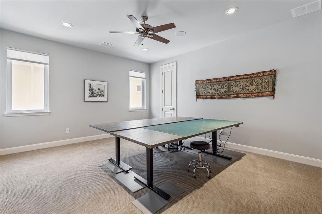 Briarwood 02 Instl - Residential