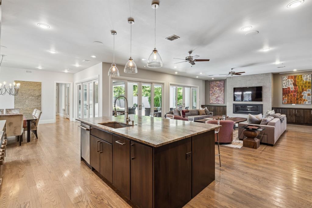 Briarwood 02 Instl - Residential