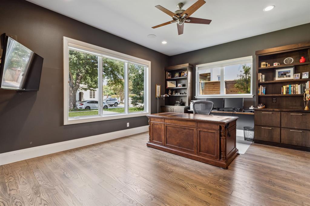 Briarwood 02 Instl - Residential