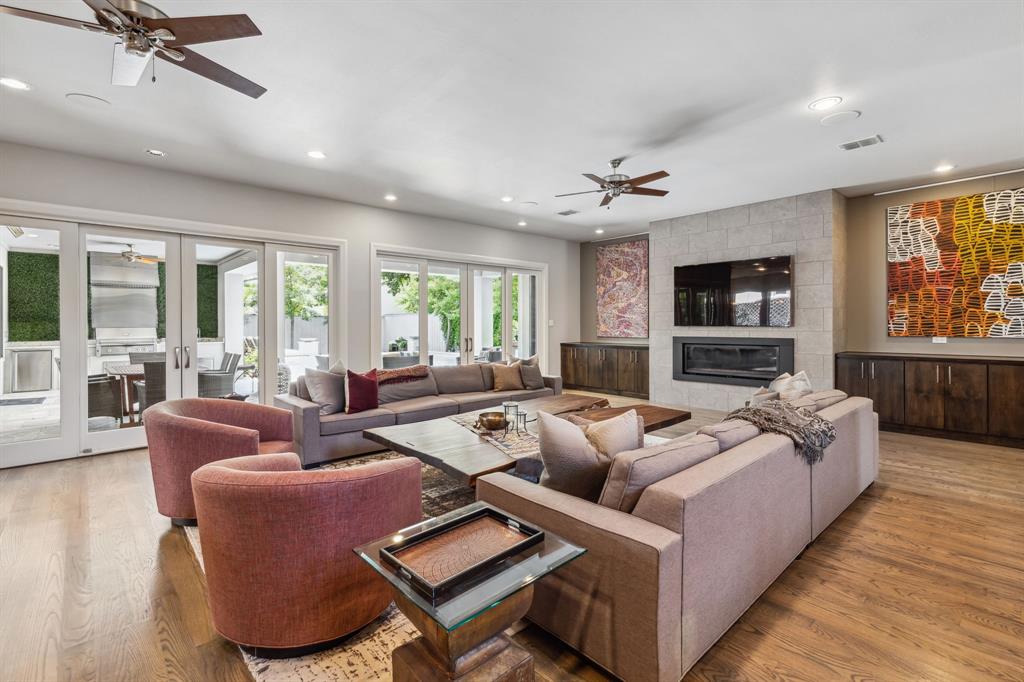 Briarwood 02 Instl - Residential