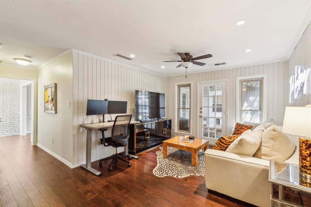 Place 01 544 - Residential