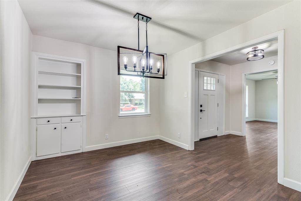2223 Foxcroft Circle