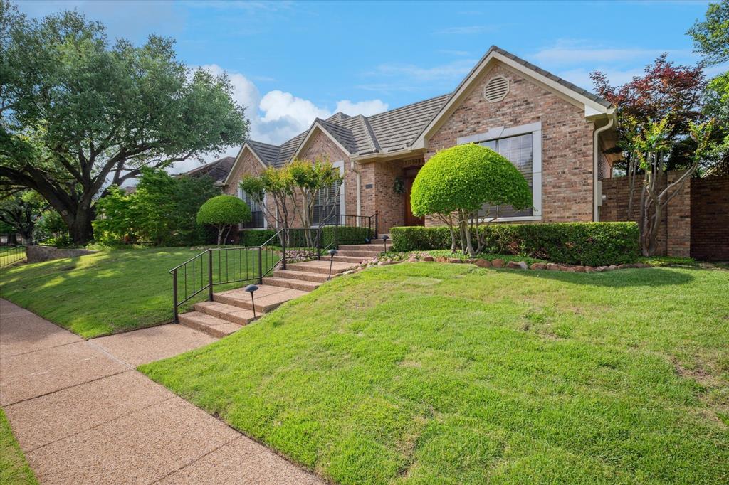 1817 Crockett Circle