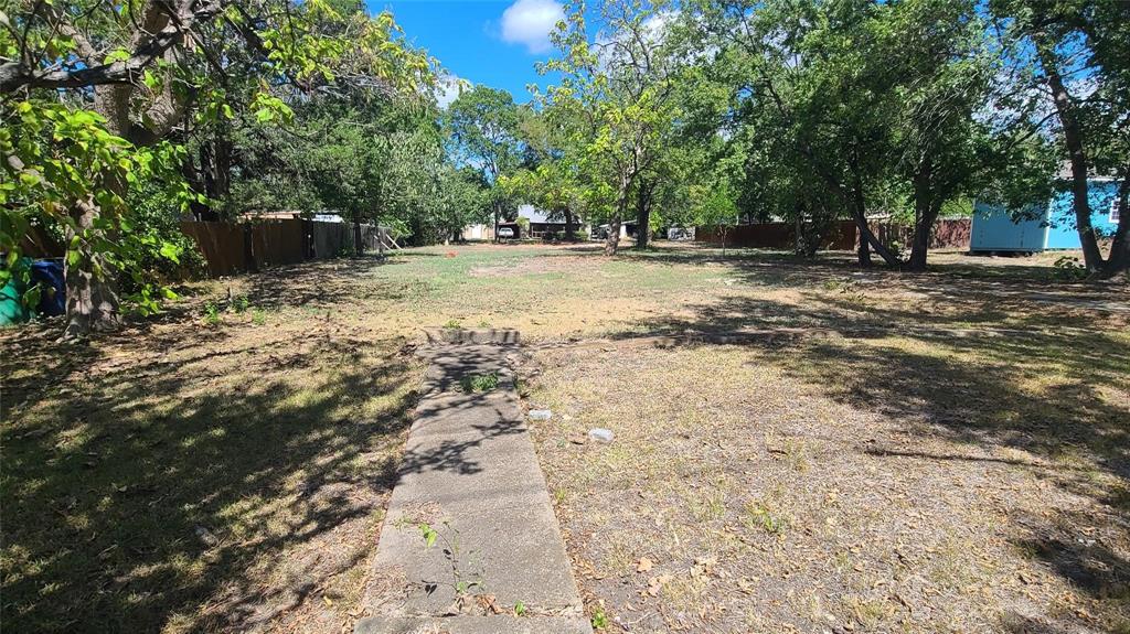 204 W College Street