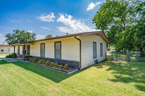 A home in Granbury