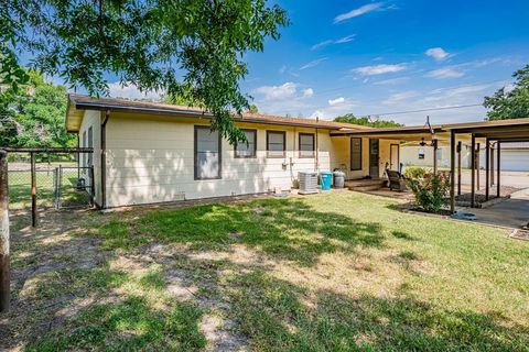 A home in Granbury