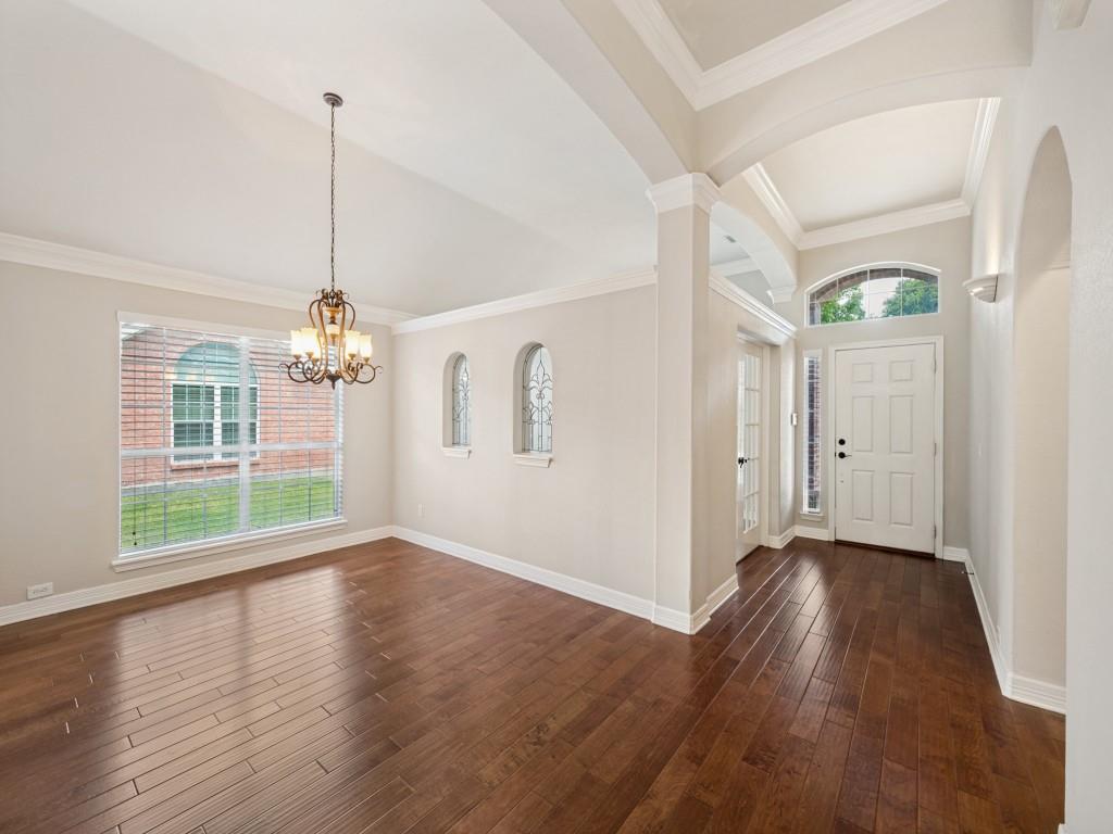 4557 Oak Shores Drive