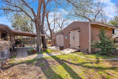 Tiny photo for 709 Hurstview Drive, Hurst, TX 76053 (MLS # 21197256)