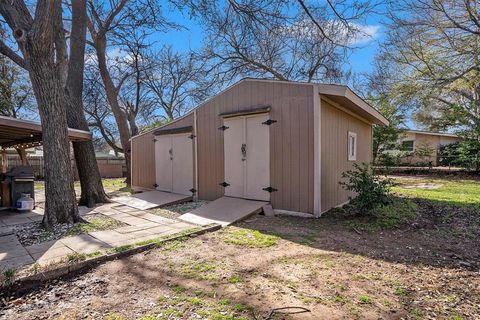Tiny photo for 709 Hurstview Drive, Hurst, TX 76053 (MLS # 21197256)