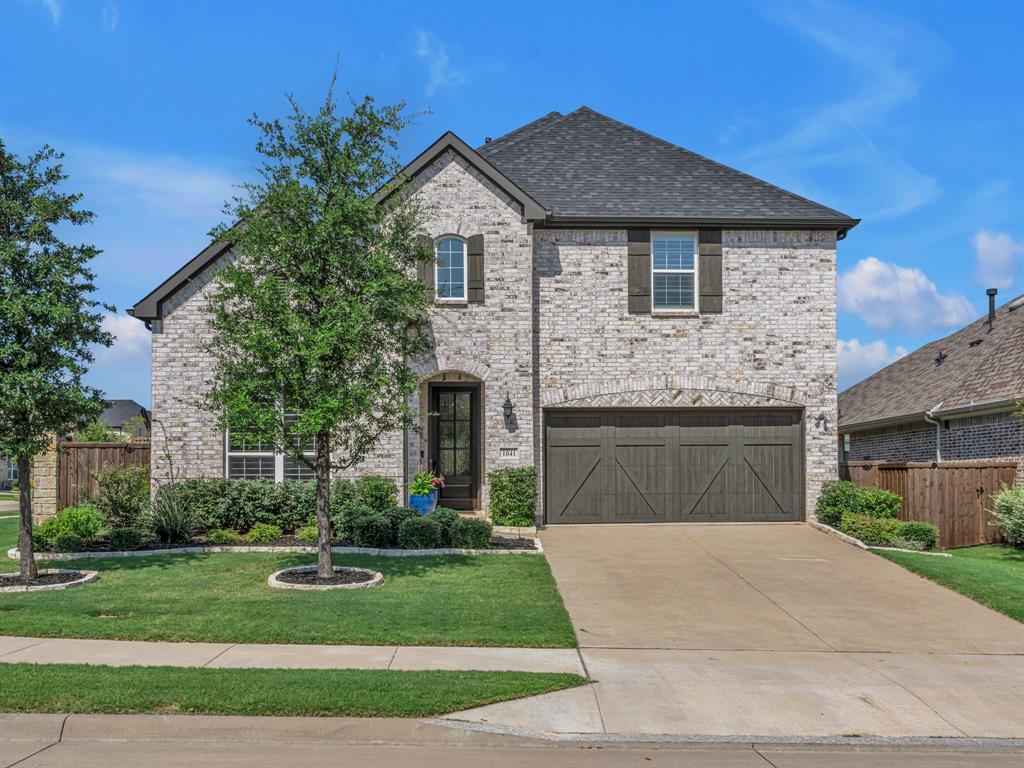 1041 Lone Grove Lane