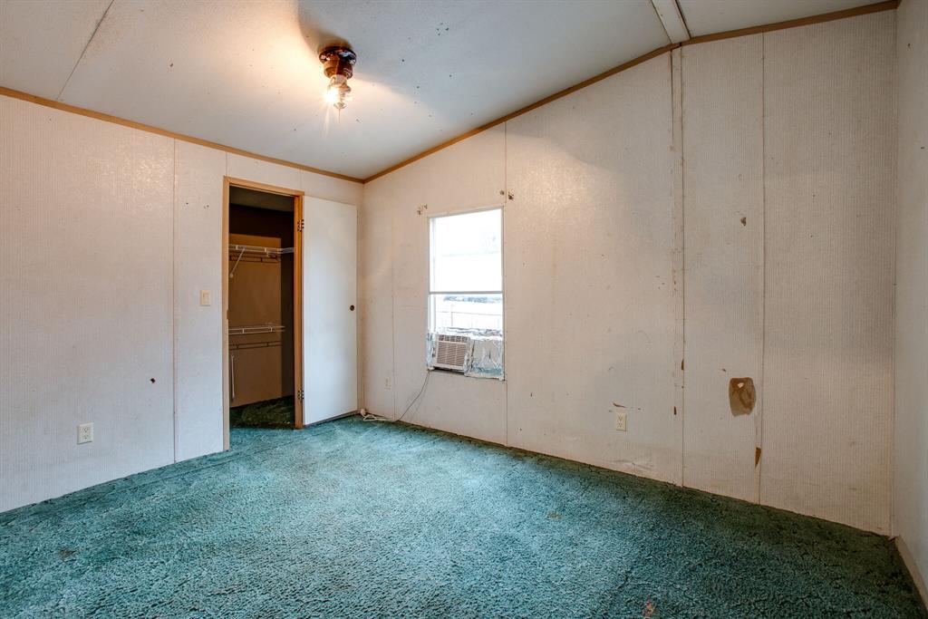 Whispering Oaks Mh Village - Residential