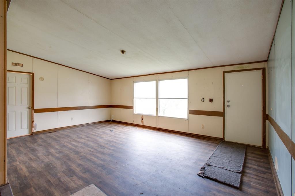 Whispering Oaks Mh Village - Residential