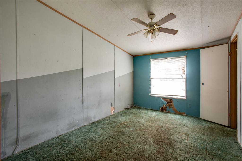 Whispering Oaks Mh Village - Residential