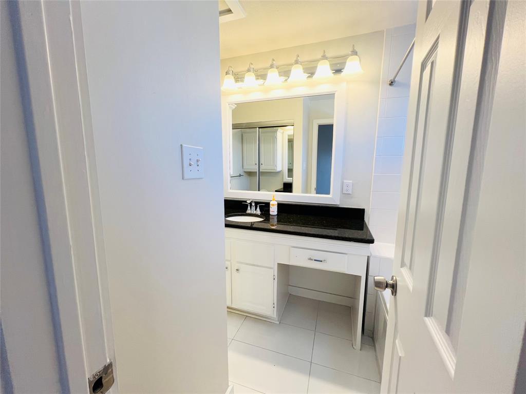 University Crossroads 01 & 02 - Residential Lease