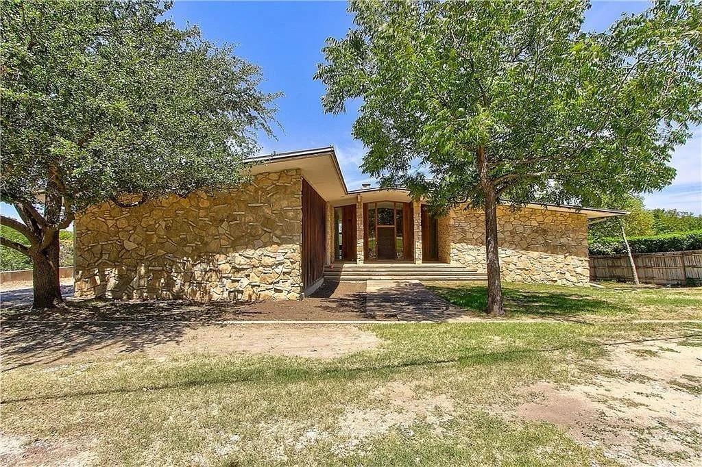 4208 Shore Front Drive