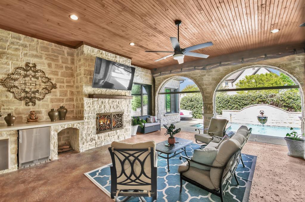 Carillon - Residential