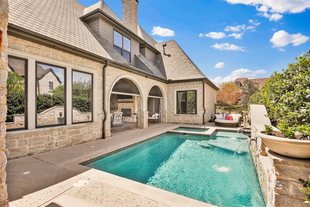 Carillon - Residential