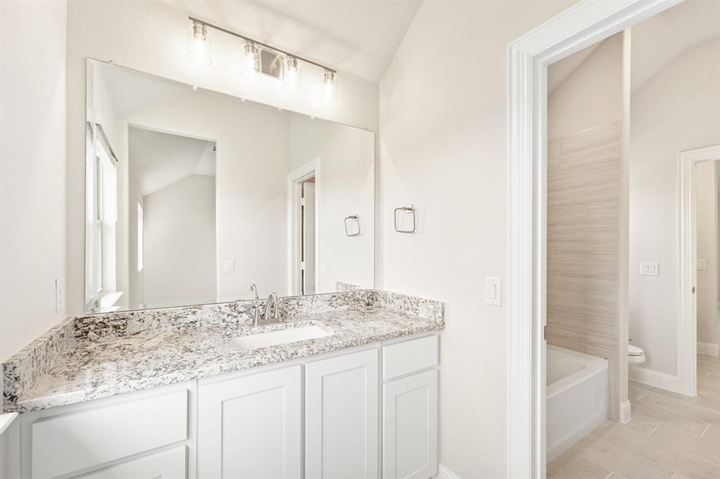 The Lakes at Parks of Aledo - Residential