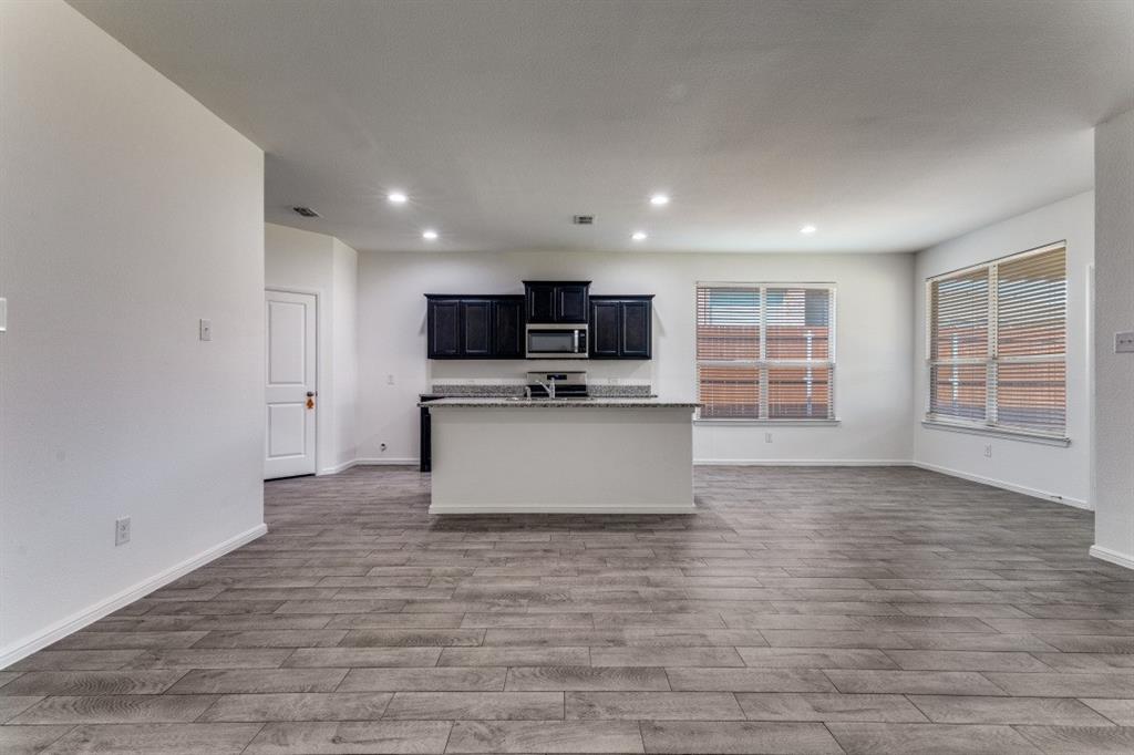 CHAPEL CREEK - Residential