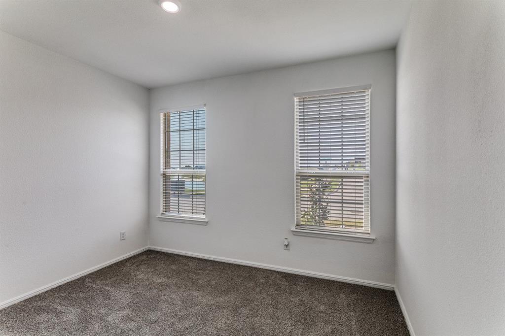 CHAPEL CREEK - Residential