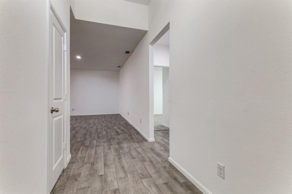 CHAPEL CREEK - Residential