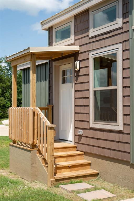 Chuck's RV Resort - Residential