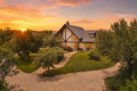 Photo of 8029 N River Crossing, China Spring, TX 76633 (MLS # 21260721)