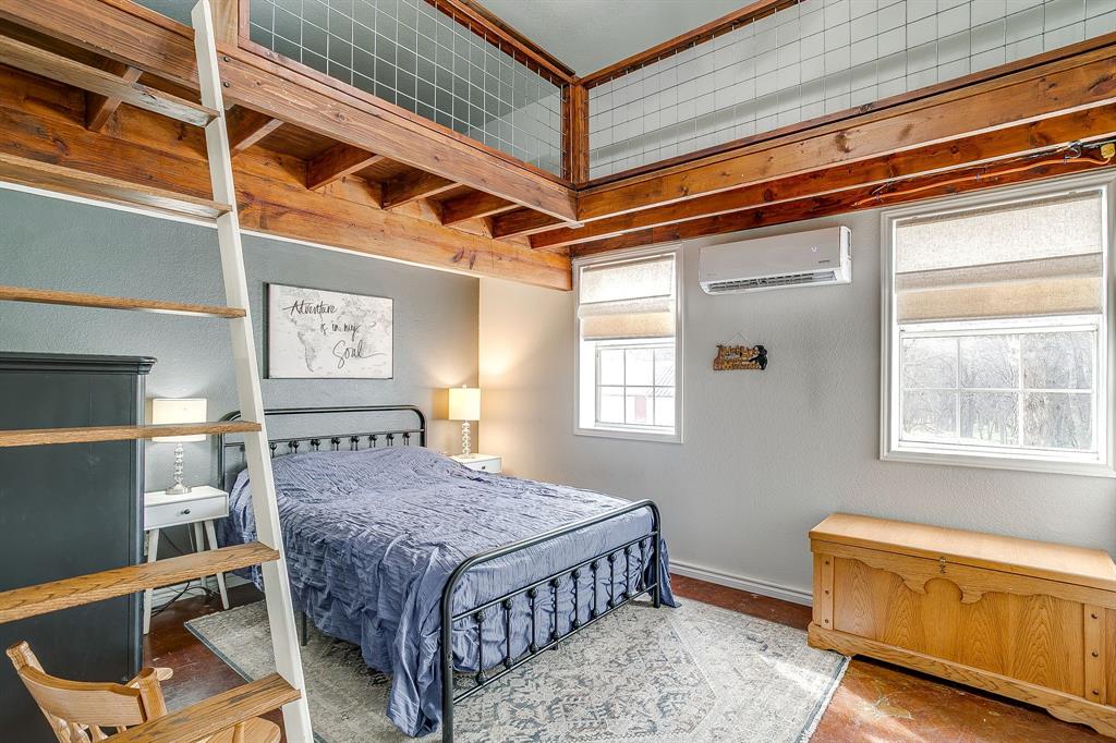 PT M CROTHERS - Residential