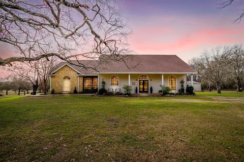 9948 S Highway 171 Grandview TX 76050