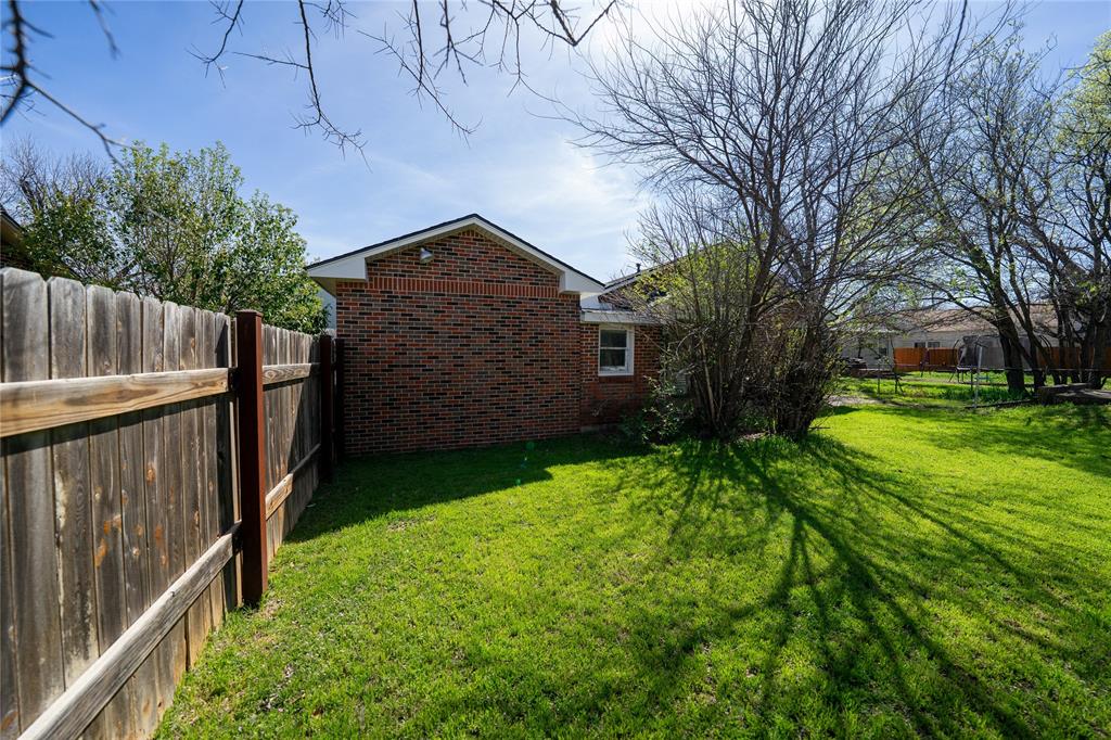 Clow 2 Add Town Coleman - Commercial Sale