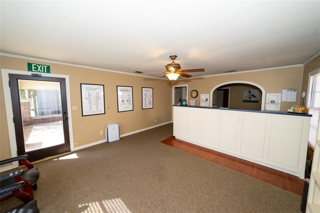 Clow 2 Add Town Coleman - Commercial Sale