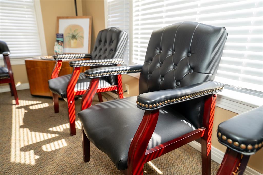 Clow 2 Add Town Coleman - Commercial Sale