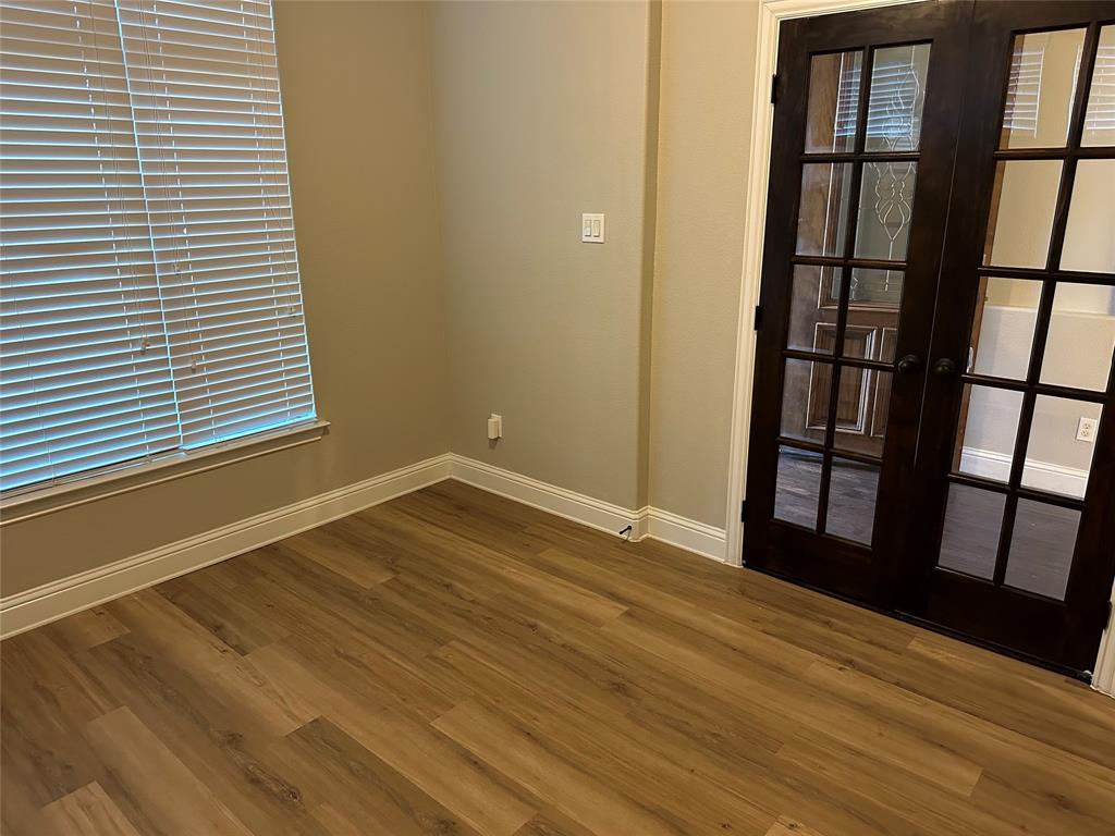 3917 Jeanette Lane